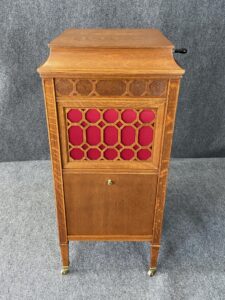 Early 1900s Refinished Edison Victrola